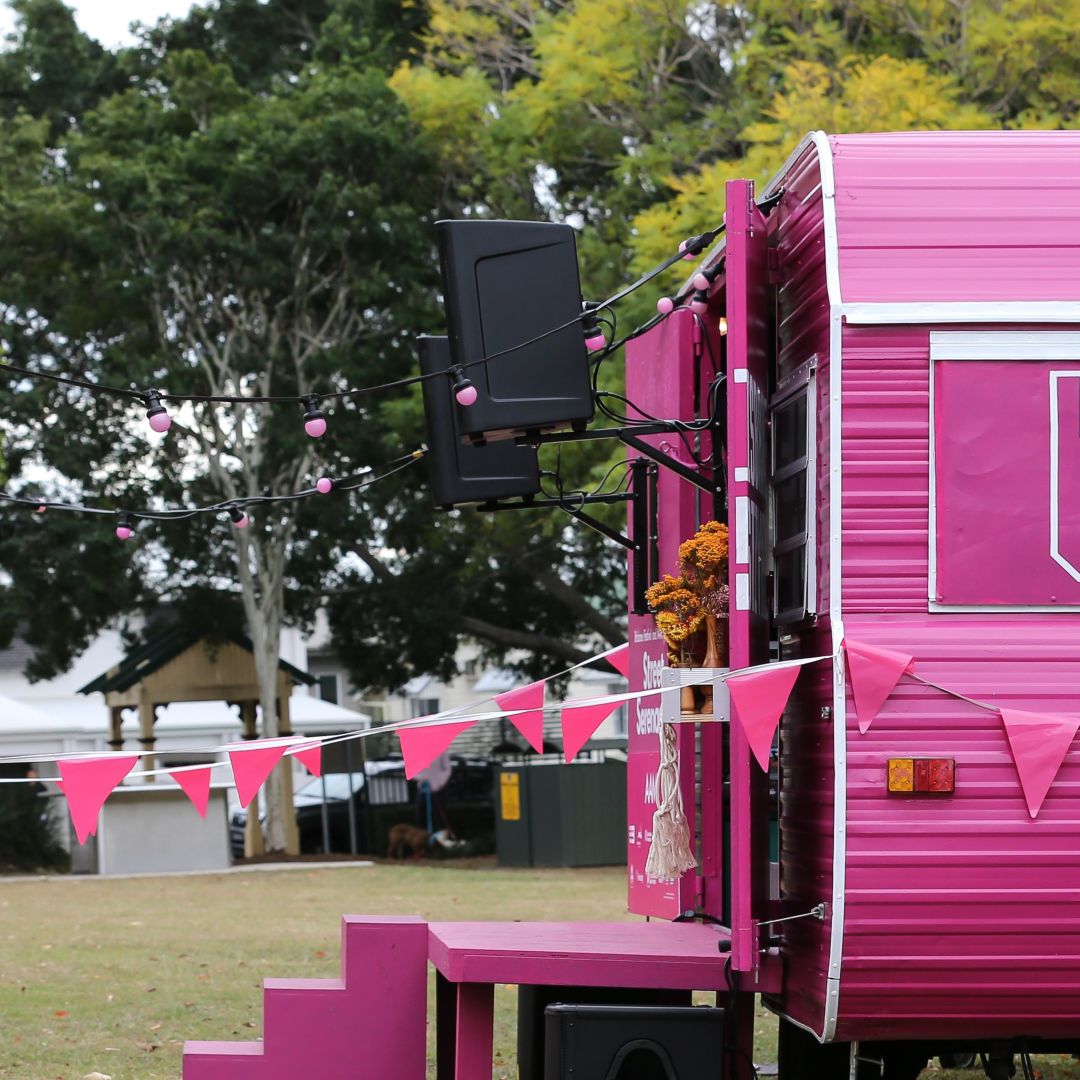 Pop-up Stage